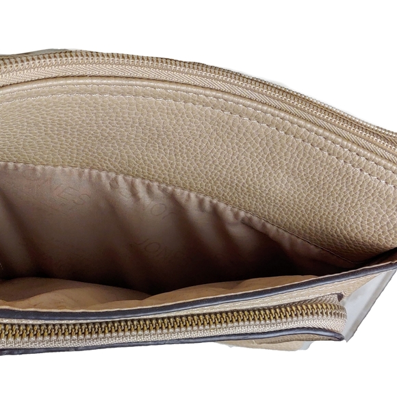 Jones New York Mushroom Multi Pkt Shldr/Crssbd Bag - Picture 3 of 5